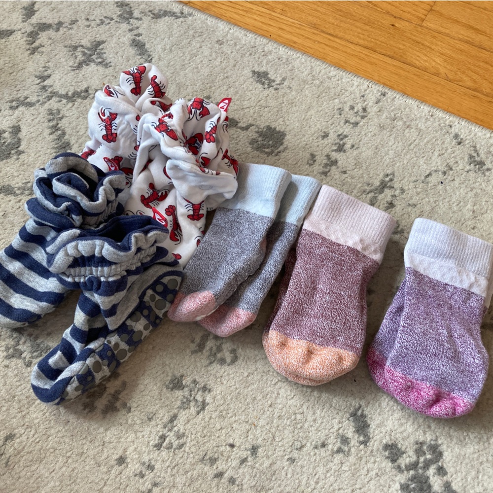 Set of 3 Squid socks and 2 Zutano booties